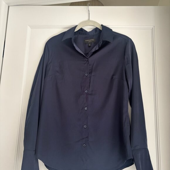 Banana Republic Classic Fit Silk Shirts - Picture 6 of 8